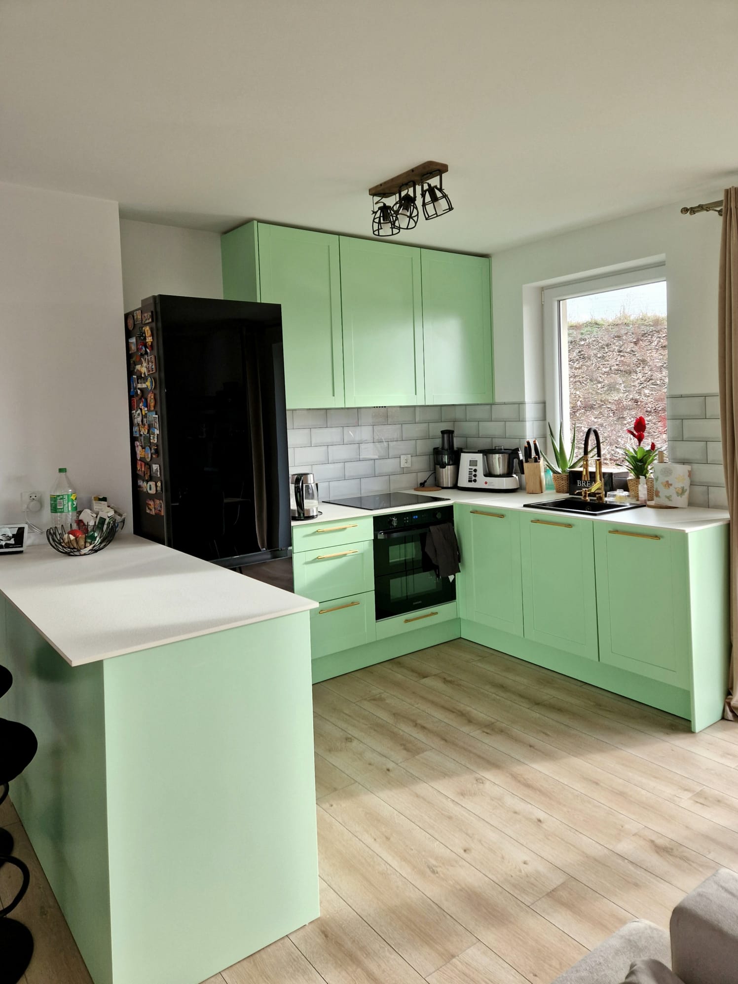 Kuchnia w kolorze zielonym
